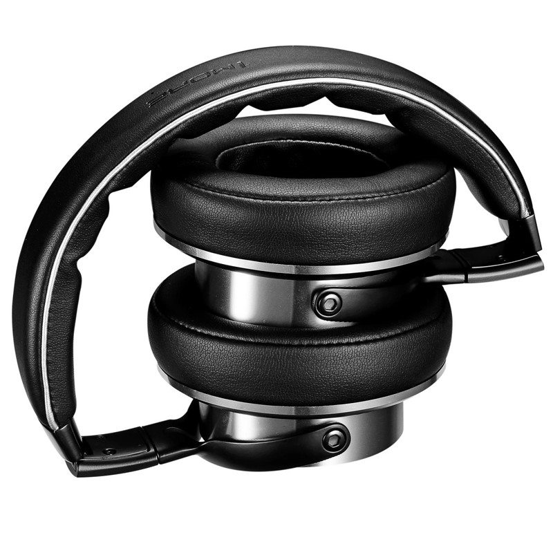 Slušalice su sklopive, što olakšava njihovo prenošenje. Uokolo ih možemo nositi u odličnoj priloženoj čvrstoj futroli