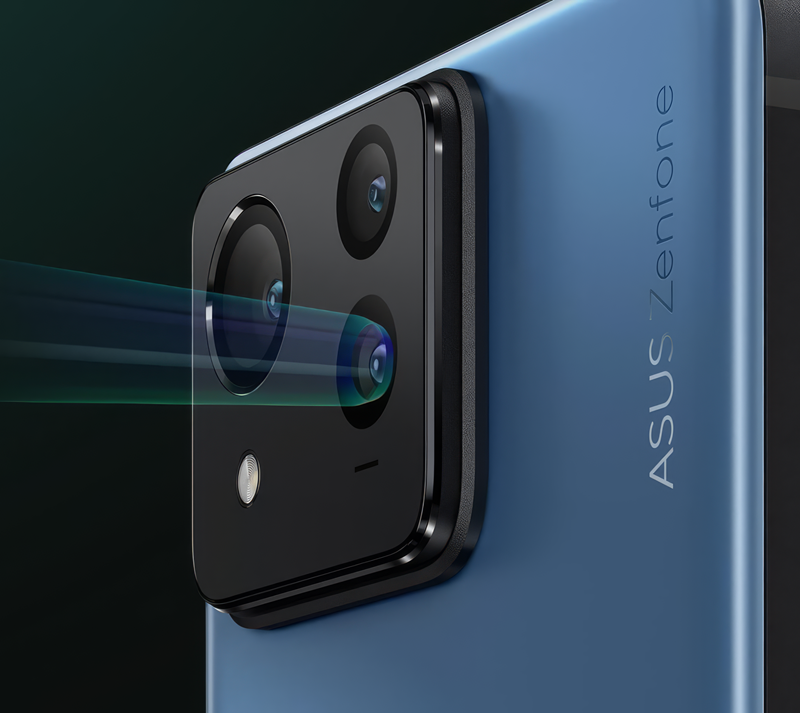 Trostruki sustav kamera nudi senzore razlučivosti u rasponu od 13 MP kod ultraširoke, do 50 MP kod standardne širokokutne kamere