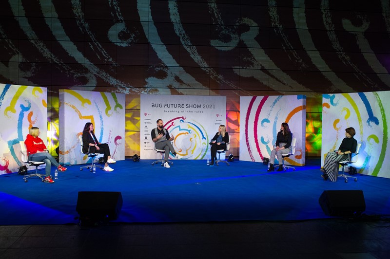 Žene rasturaju – najuspješniji hrvatski digitalni projekti u 2020., rasprava je u kojoj je sudjelovalo pet žena, voditeljica digitalnih projekata koji su svi redom obilježili proteklu godinu, omogućivši jednostavniji, bolji i svrhovitiji suživot s tehnologijom