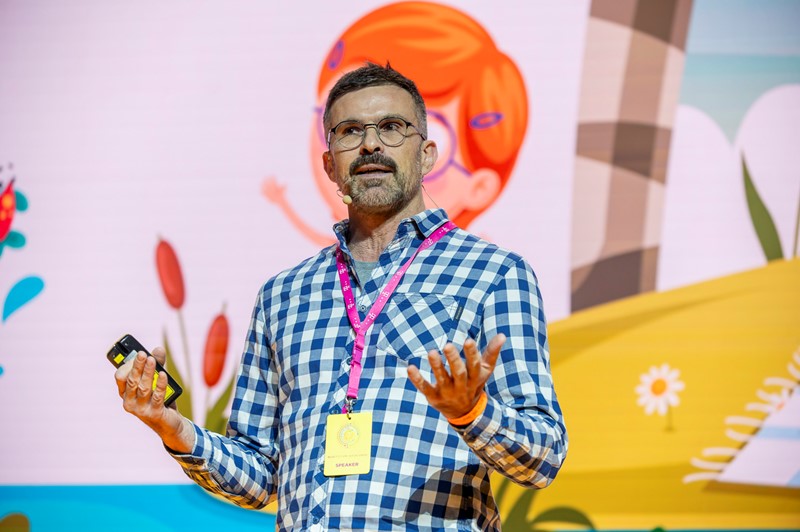 Kako više zaraditi te pametno trošiti i ulagati? Publiku je u 20-ak minuta pokušao brzinski financijski opismeniti Toni Milun