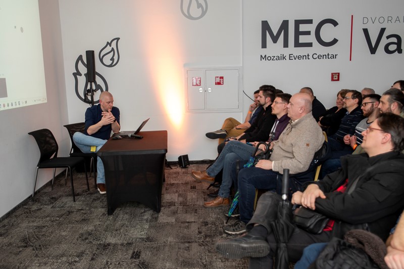 Bruno Brozović (Span) uživo je pokazao kako u nekoliko minuta izgraditi produkcijski spremnog AI agenta