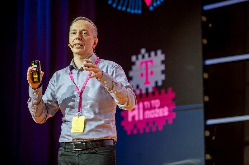 Najbjeliji od svih bijelih hakera, Bojan Ždrnja, otkrio nam je svoje zabrinutosti oko ubrzanog razvoja umjetne inteligencije