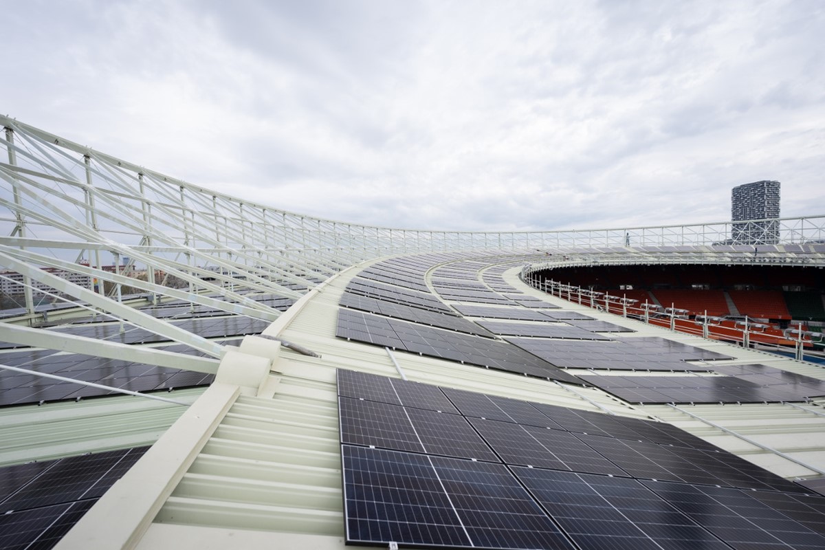 Na krovu se nalazi 9.300 solarnih ploča 📷 © Stadt Wien / David Bohmann
