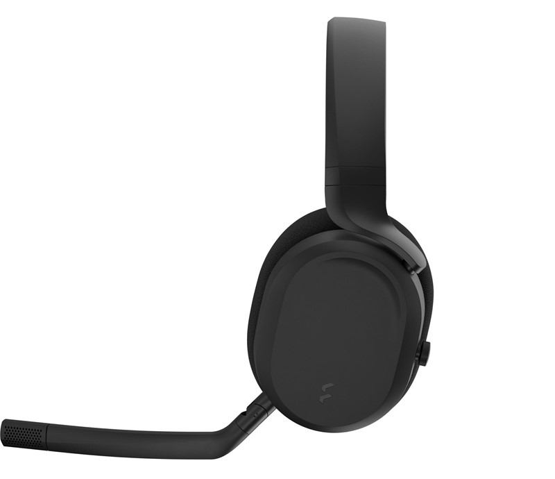 Primarni mikrofon je odvojiv, a utišava se pomoću tipke na lijevoj slušalici ili podizanjem u uspravni položaj