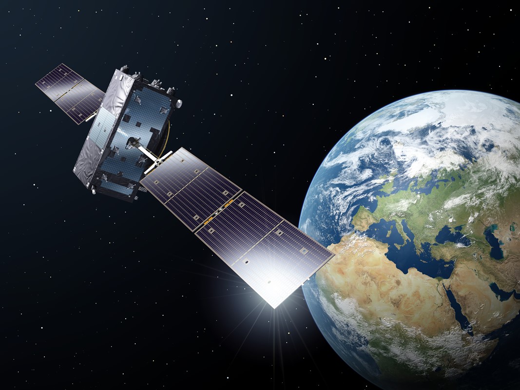 Temeljen na konstelaciji od 28 satelita koji kruže u tri orbitalne ravnine, Galileo je trenutačno najprecizniji satelitski navigacijski sustav na svijetu, koji opslužuje više od tri milijarde korisnika diljem svijeta