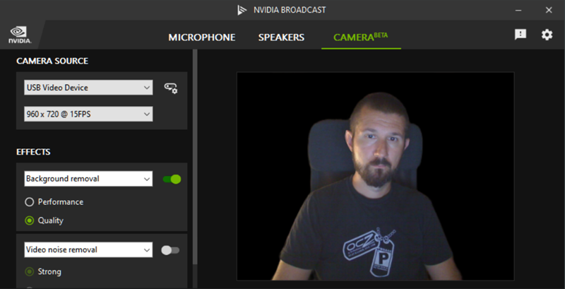 Vidimo da je algoritam i tu zadržao uzglavlje IKEA-inog Markusa, usprkos tome što je stolica crna kao i moja majca, a pozadina sobe tamna. Doduše, slabije osvjetljena strana stolice (s desne strane) lošije je "izrezana"