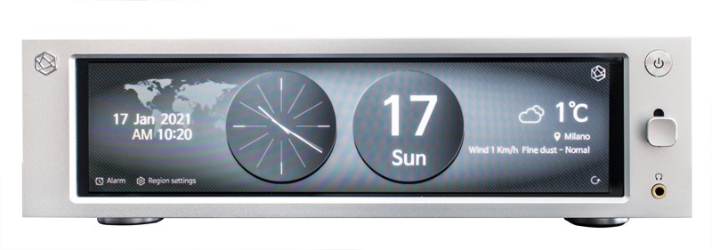 Ekran možete iskoristiti i za prikaz sata. Neki satovi uz sebe imaju vremensku prognozu, no nije moguće odabrati nijedan hrvatski grad