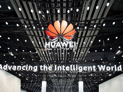 Huaweijev oporavak: Od američkih sankcija do tehnološke velesile