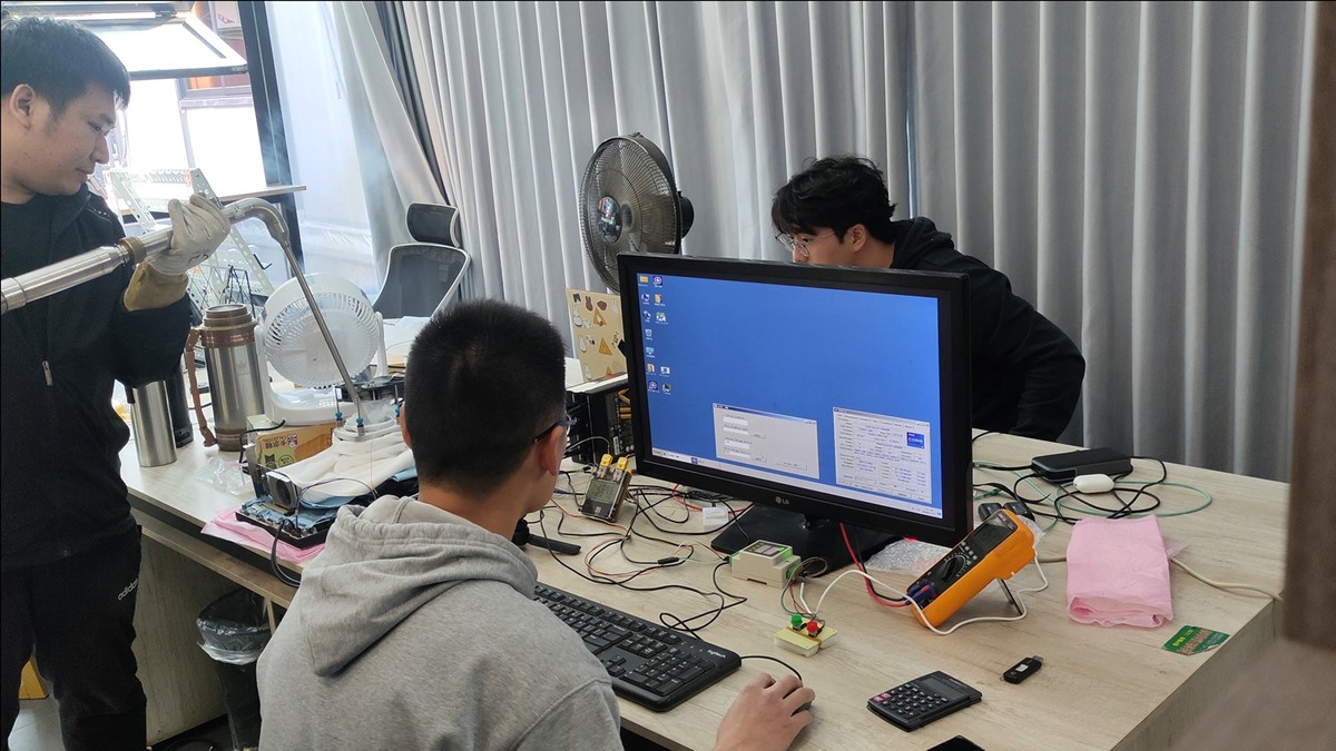 📷 Wytiwx, HWBot