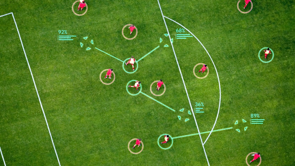 TacticAI se lako može integrirati u proces razvoja nogometne taktike u stvarnom svijetu  📷 Google DeepMind