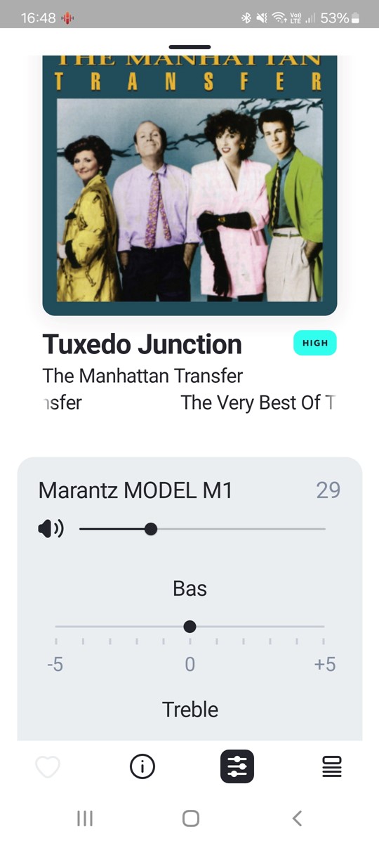 Iz prozora reproduktora jednim pritiskom može se doći do osnovnih tonskih kontrola te odabrati profil digitalnog filtera za svaku skladbu, ako baš želimo