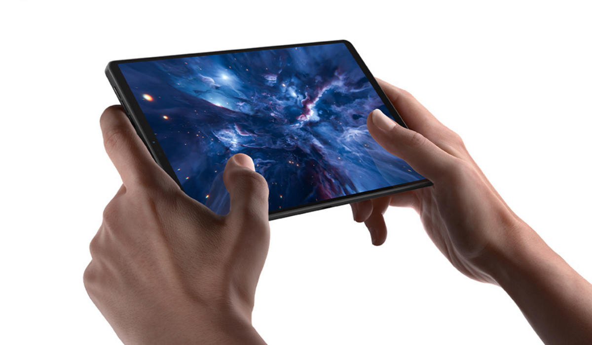 Zahvaljujući 8,8-inčnom zaslonu i kompaktnim dimenzijama, ovaj tablet moći će bez problema držati i oni s manjim rukama