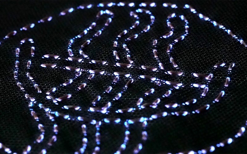 Istraživači su satkali tepih koji osjeća ljudske korake, izradili kontroler za igre na bazi tekstila, nosivi zaslon od 644 piksela i tekstilnu tipkovnicu 📷 Weifeng Yang/Sveučilište Donghua