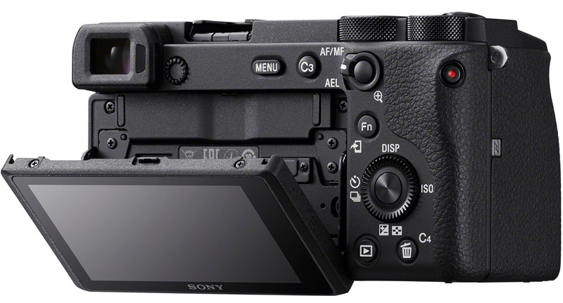 Iako na prvi pogled izgleda da je riječ o klasičnom Sonyjevom nagibnom ekranu...