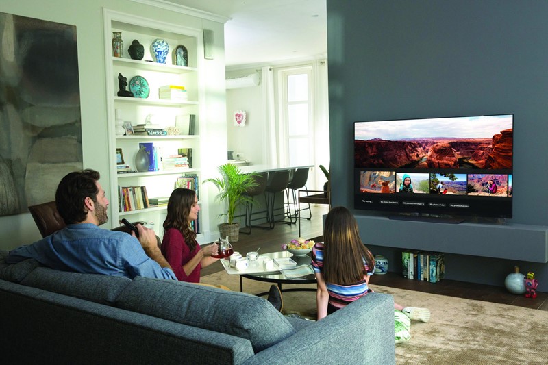 Blizina piksela površini zaslona osigurava OLED televizorima široke kutove gledanja. U praksi se to prevodi u kvalitetnije iskustvo za veći broj gledatelja