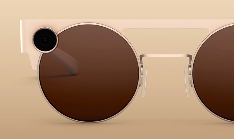 Nekad velike i glomazne, pametne naočale postaju sve manje i sličnije običnim naočalama 📷 Snap Inc