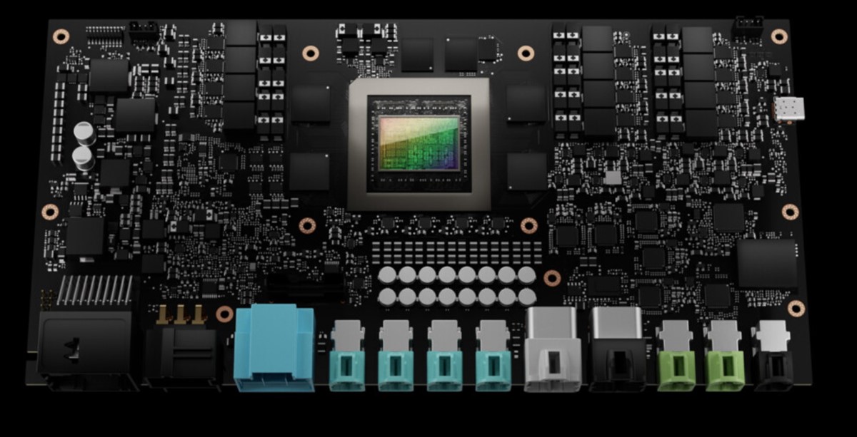 Nvidia je najavila novi SoC Drive Thor, koji će zamijeniti Drive Orin. Qualcomm je predstavio Snapdragon Ride Flex SoC portfelj, 