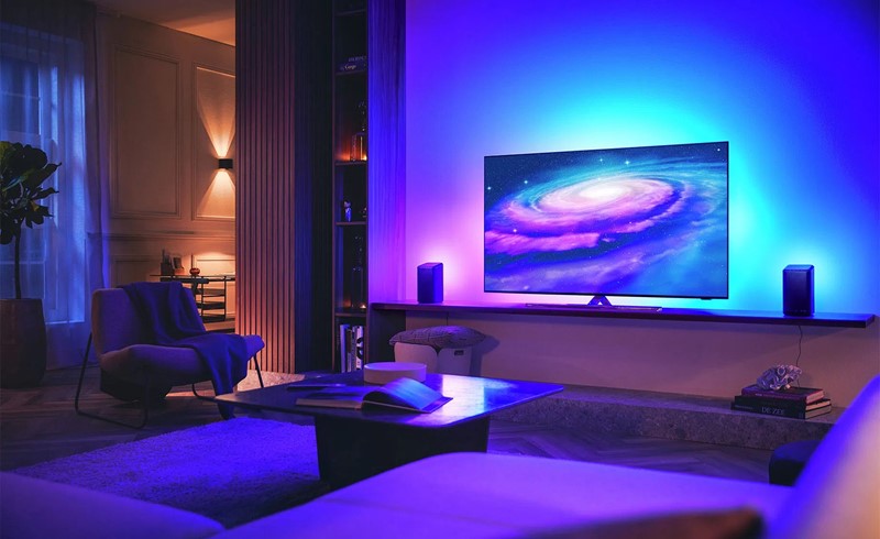 Četverostrani Ambilight ljepši je nego ikad – jednom kad ga iskušate i zavolite, teško ćete moći zamisliti televizor bez te tehnologije