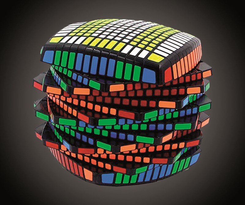 Optimalno rješenje Rubikove kocke proizvoljne veličine, u ovom slučaju zastrašujuće varijante s trinaest dijelova po stranici, držimo NP problemom - lako provjerivim, teško rješivim