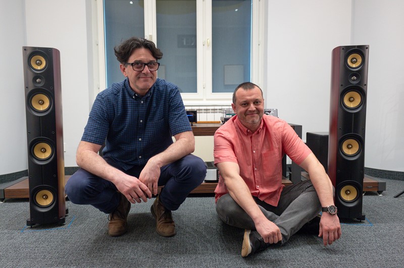 Rycky Stalman i Igor Marinić do najsitnijih su detalja razradili novi showroom Sigma Audio Koncepta, ali i vlastitim rukama izgradili velik njegov dio