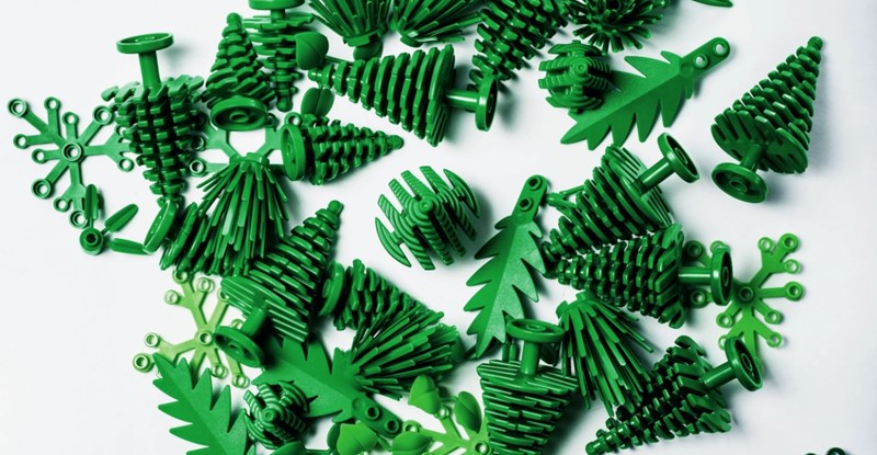 recikliranjem-plasticnih-boca-do-ekoloskih-lego-kockica_Q1BOao.jpg