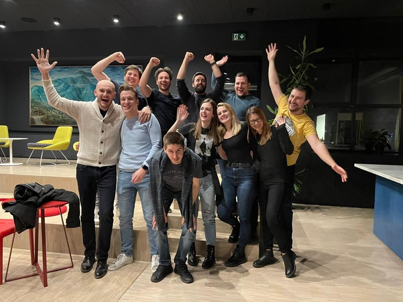 Student Dino u CROZ-u (drugi s lijeva)