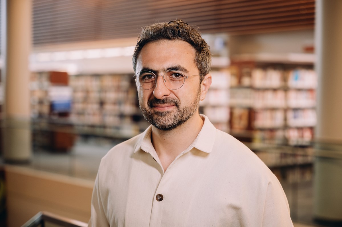 Mustafa Suleyman, izvršni direktor Microsofta zadužen za umjetnu inteligenciju 📷 Foto: Christopher Wilson, CC BY-SA 4.0, Wikipedia