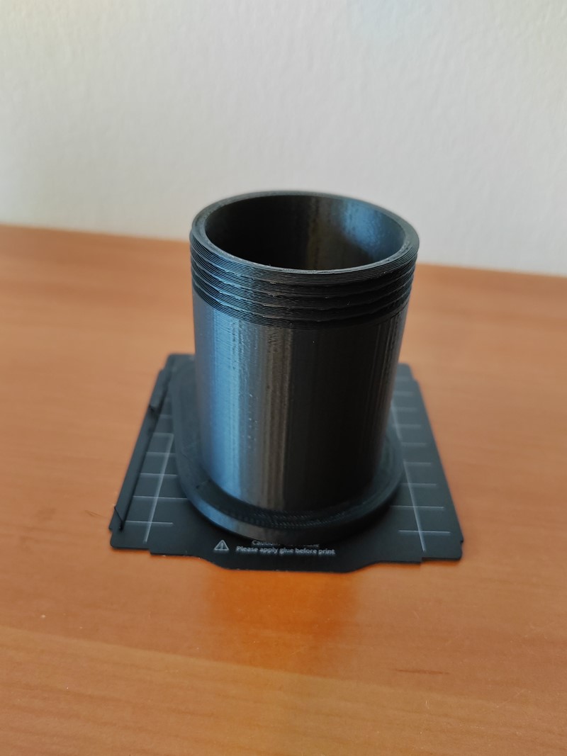 Držač kilogramske špule ispisan bez otvaranja komore - izuzetno kvalitetan i brz ispis