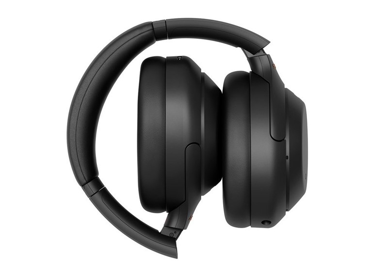 Lako sklapanje slušalica uvelike olakšava njihovo prenošenje, osobito u natrpanijim ruksacima