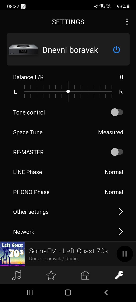 Technics Audio Center s uključenom funkcijom Space Tune – Measured