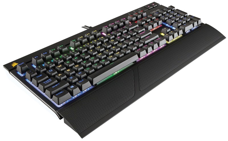 Prva tipkovnica sa Silent prekidačima je Corsairova igraća tipkovnica Strafe RGB – inicijalno je Corsair imao ekskluzivno pravo na Silent prekidače