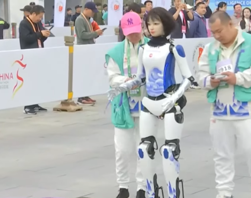 📷 CNN-News18 / YouTube / screenshot