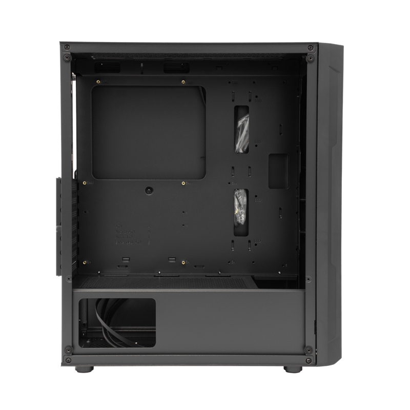 Nakon skidanja kaljenog stakla, vidimo da kućište raspolaže modernom unutrašnjošću. Napajanje je odvojeno u posebnu komoru, nosač za 2,5-inčne uređaje skriven je straga, a kućište također ima velik broj otvora za provođenje kabela