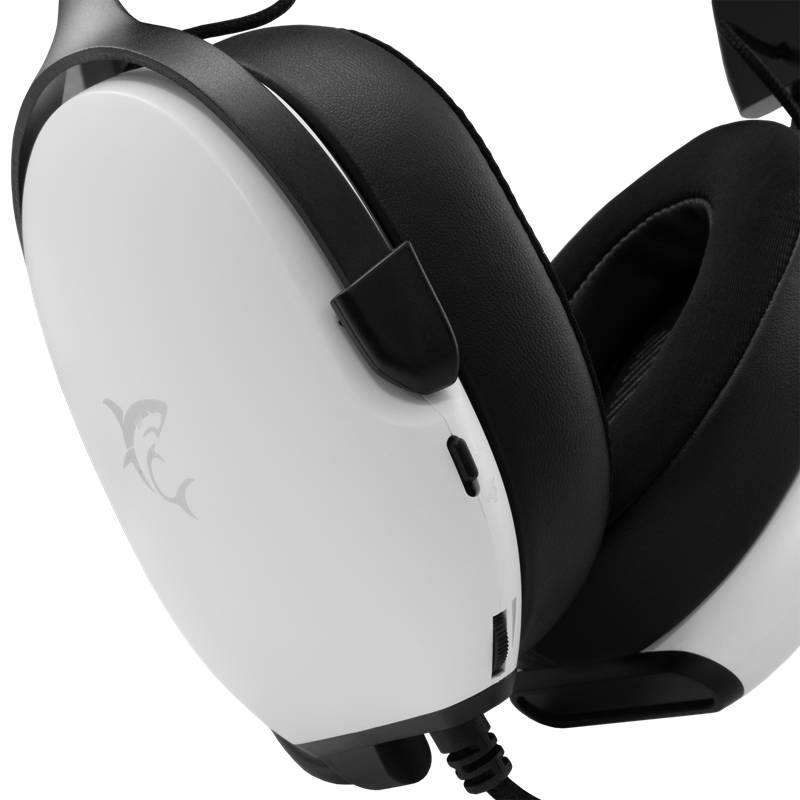 Kontrole su dobro pozicionirane, ali veličinu i tvrdoću prekidača za mikrofon nije lako probaviti