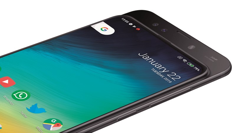 Magnetski klizni mehanizam implementiran je kako na ekranu ne bi bilo notcha. Kad se ekran klizne prema dolje, otkrivaju se dvije prednje kamere, namijenjene uzimanju selfieja i otključavanju uređaja pomoću lica